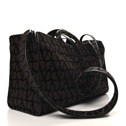 Valentino Garavani Toile Iconographe Goatskin Le Troisieme Shopping Bag Black Fondant 3 of 10