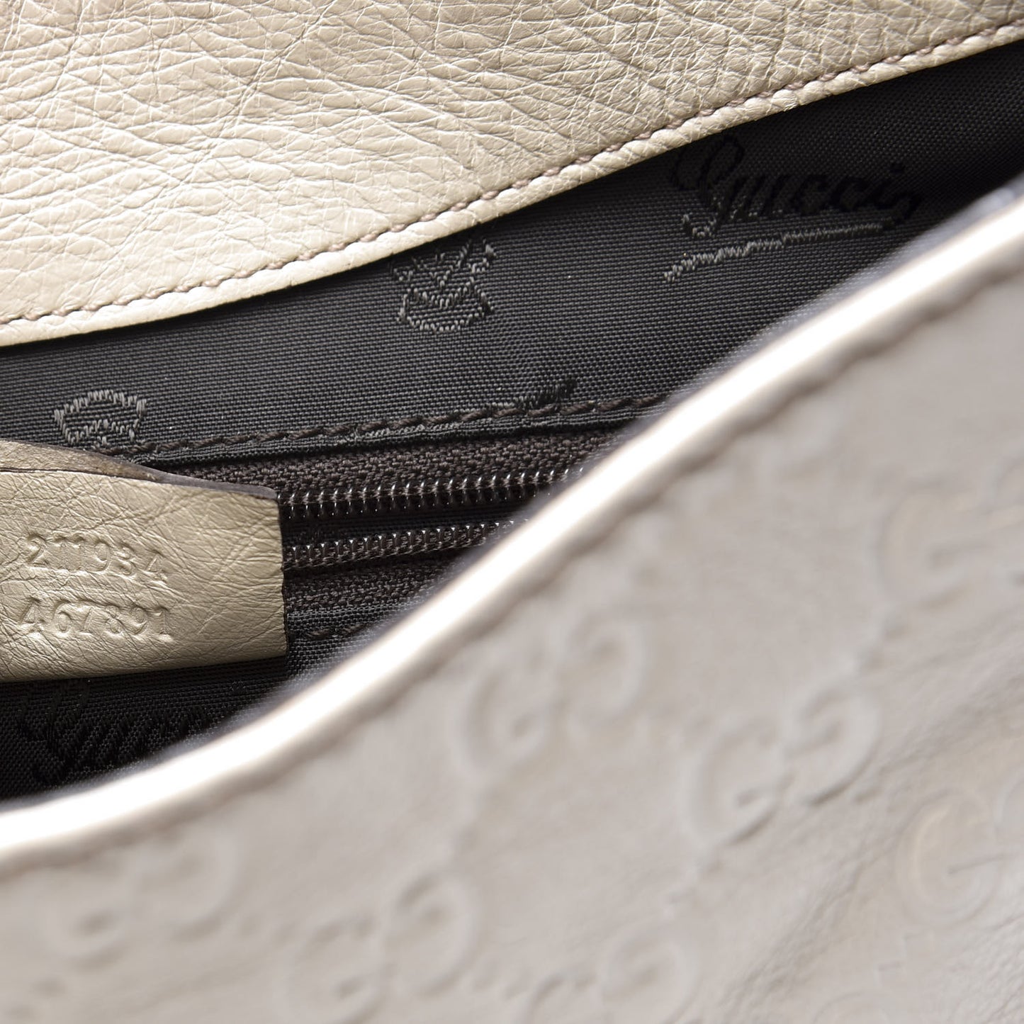 Guccissima Medium New Ladies Web Hobo White