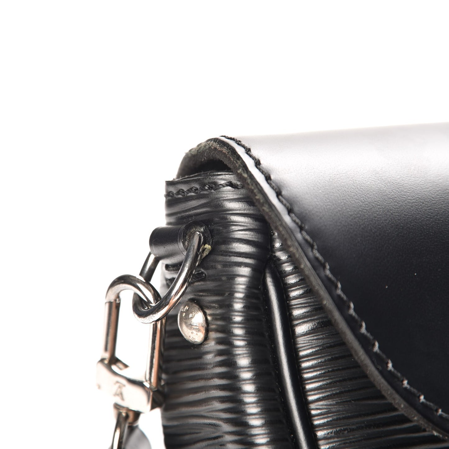 Epi Montaigne Pochette Black