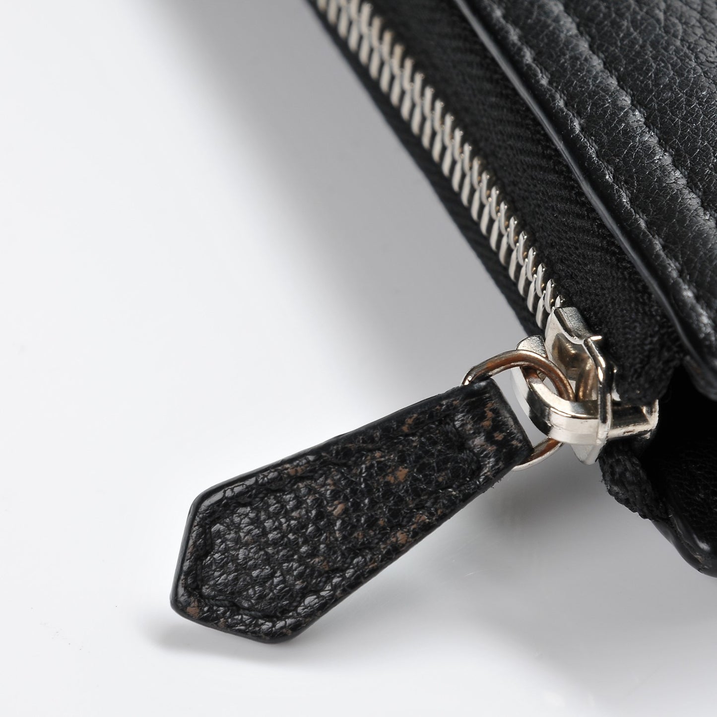 Sugar Goatskin Pandora Half Zip Long Wallet Black
