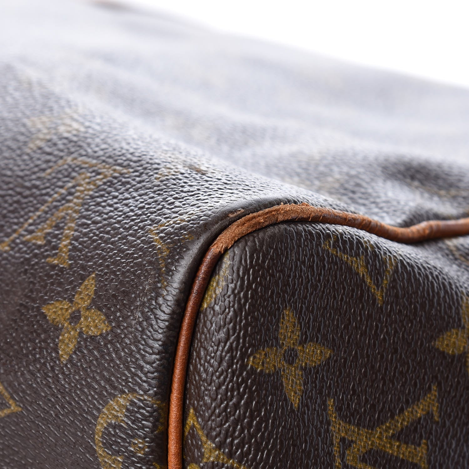Louis Vuitton Monogram Keepall 55 18 of 33