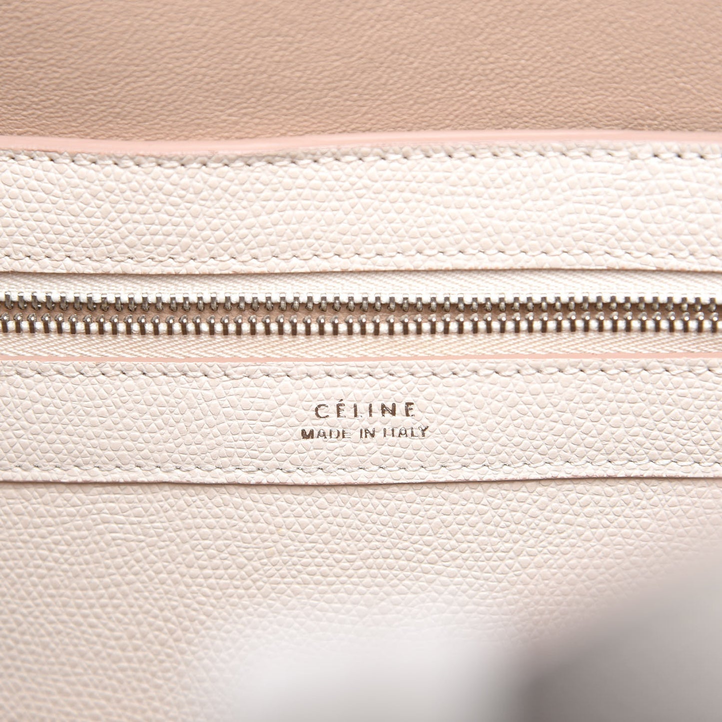 Grained Calfskin Medium Horizontal Cabas Phantom White