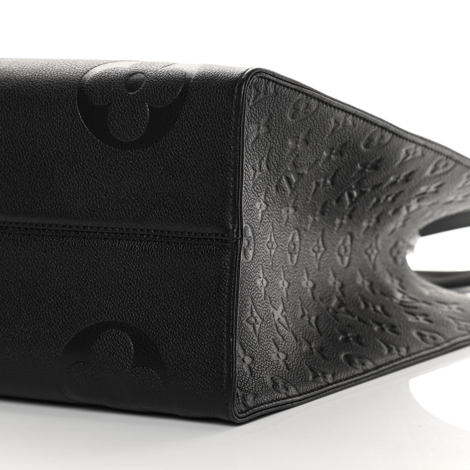 Louis Vuitton Empreinte Monogram Giant Onthego GM Black 9 of 11