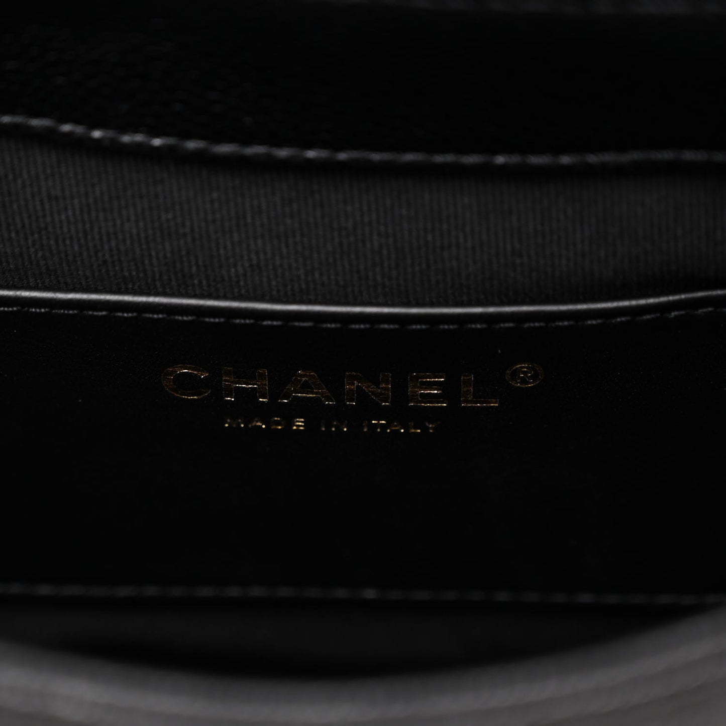 Caviar Quilted Small Messenger Flap Black