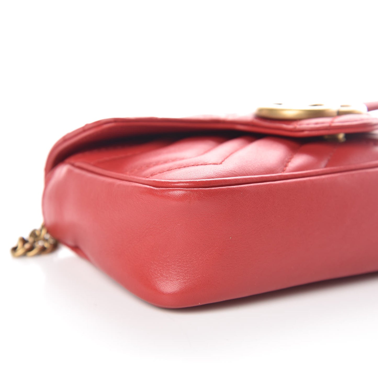 Calfskin Matelasse Super Mini GG Marmont Shoulder Bag Hibiscus Red