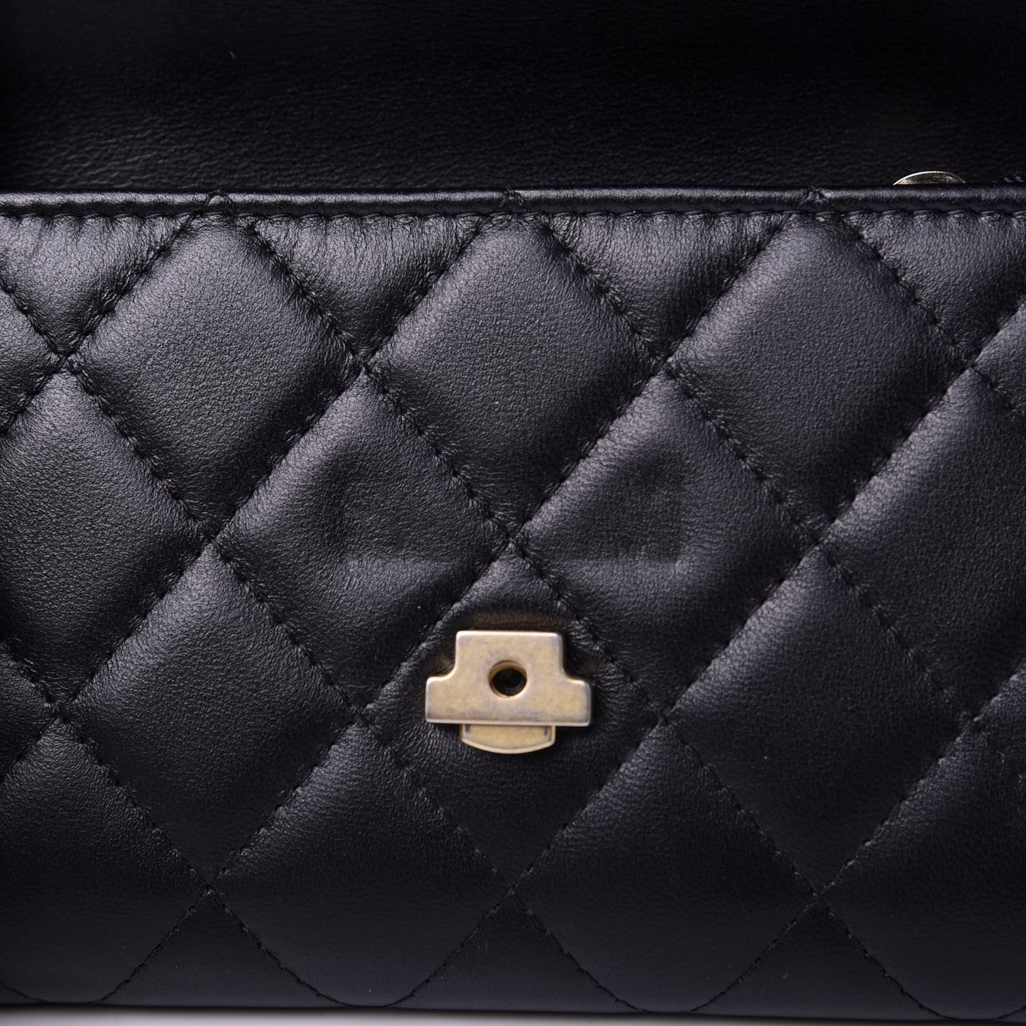 Lambskin Quilted Medium CC Chic Flap Wallet Black Gold
