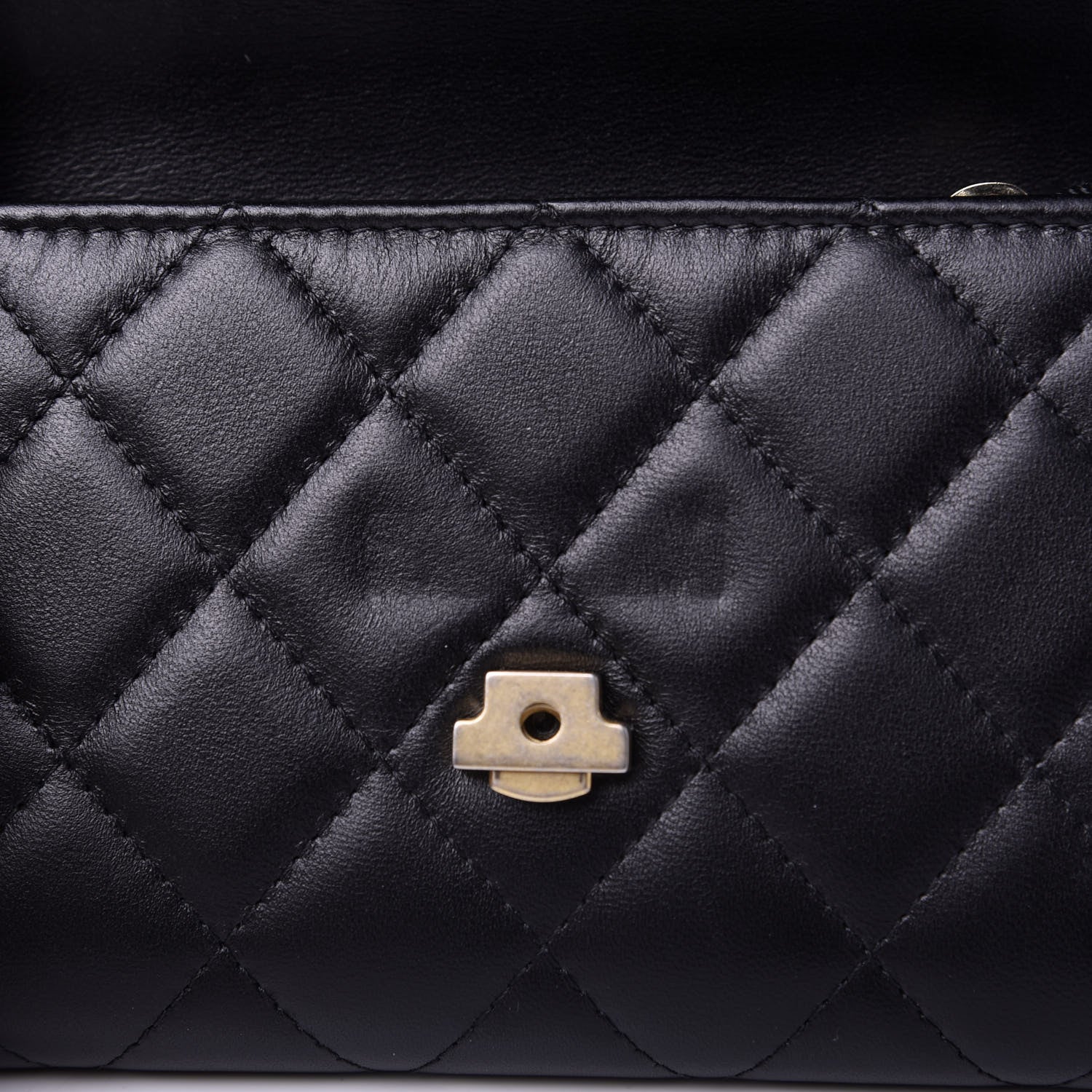 Chanel Lambskin Quilted Medium CC Chic Flap Wallet Black Gold 10 of 11