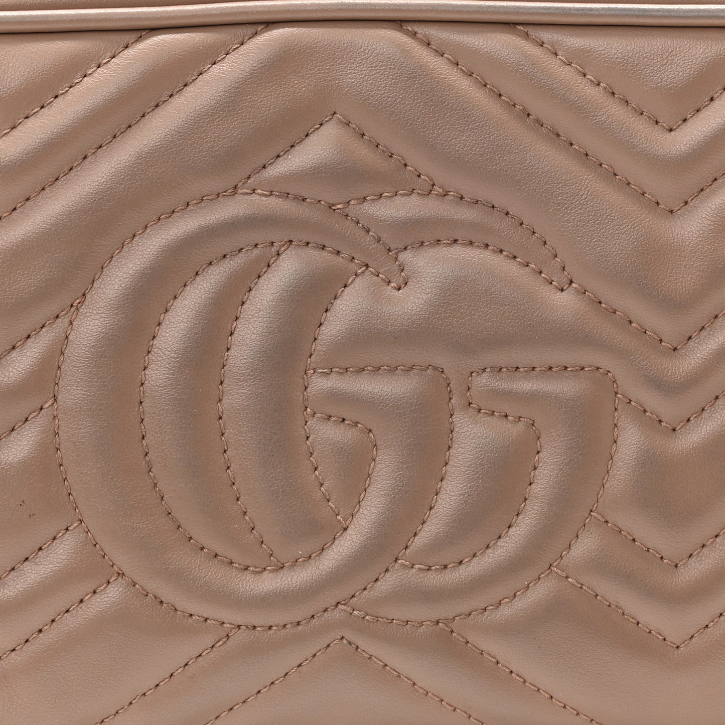 Calfskin Matelasse Small GG Marmont Chain Shoulder Bag Porcelain Rose
