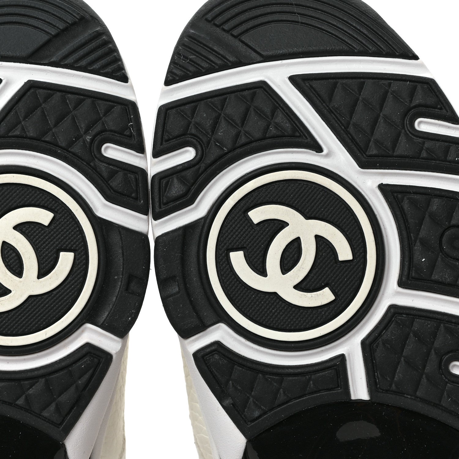 Chanel Mesh Suede Calfskin Grained Calfskin Womens CC Sneakers 37 White Black 6 of 10