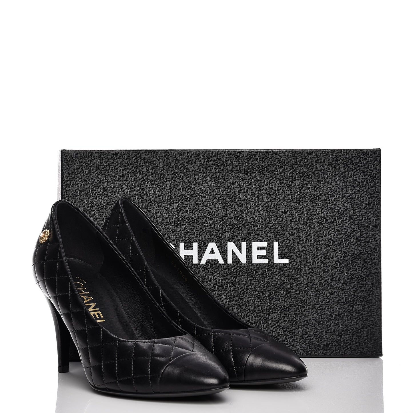 Calfskin Quilted Cap Toe Camellia Pumps 37.5 Black
