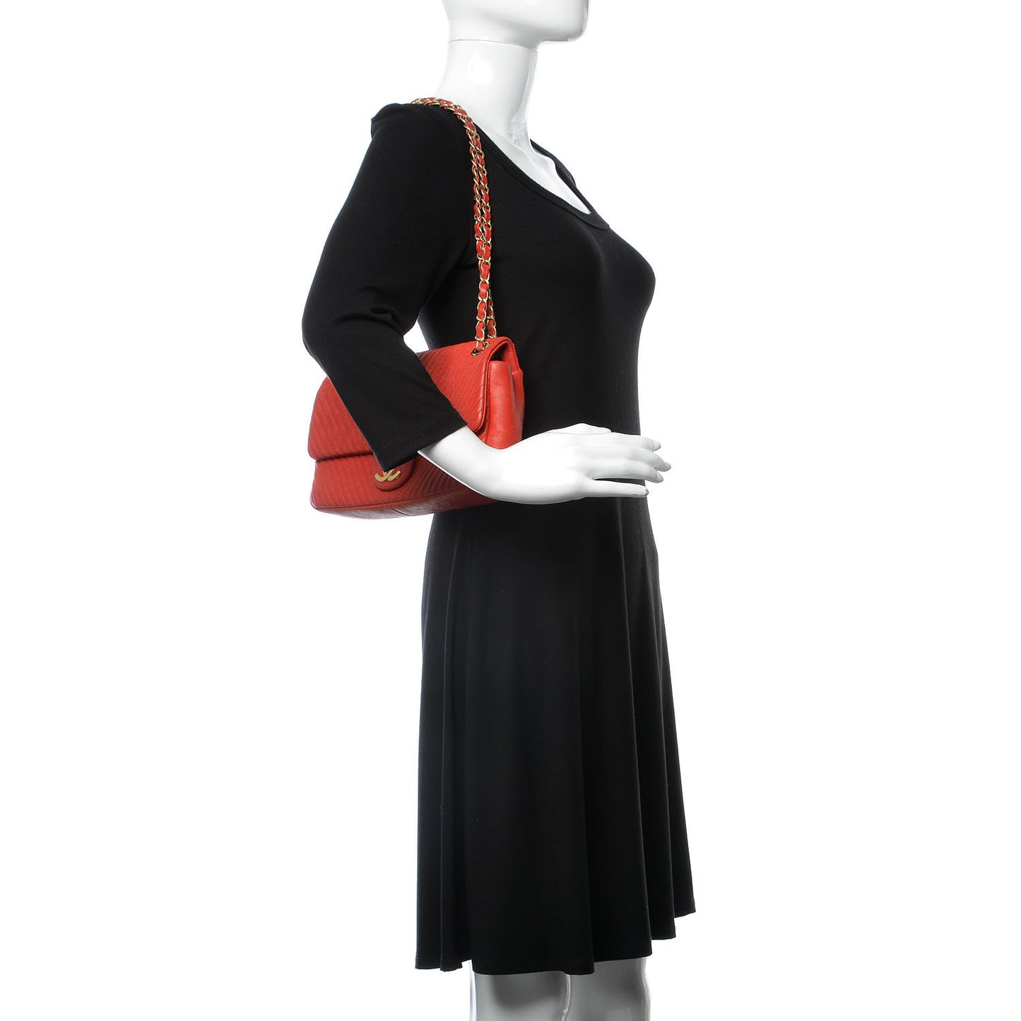 Calfskin Surpique Chevron Medium Flap Red