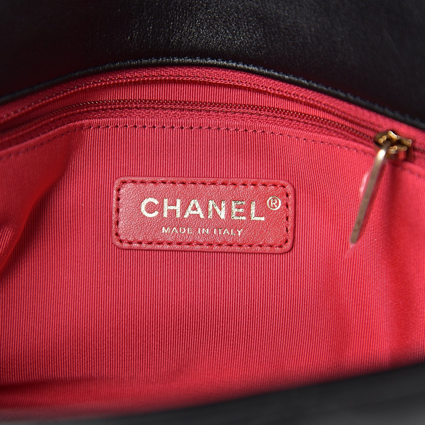 Calfskin Quilted Enchained Flap Black