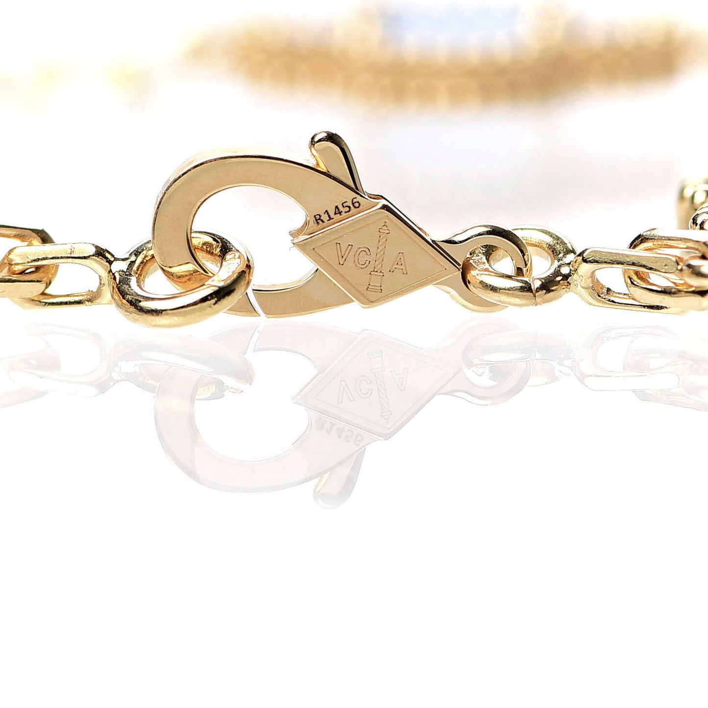 18K Yellow Gold Blue Agate 5 Motifs Vintage Alhambra Bracelet