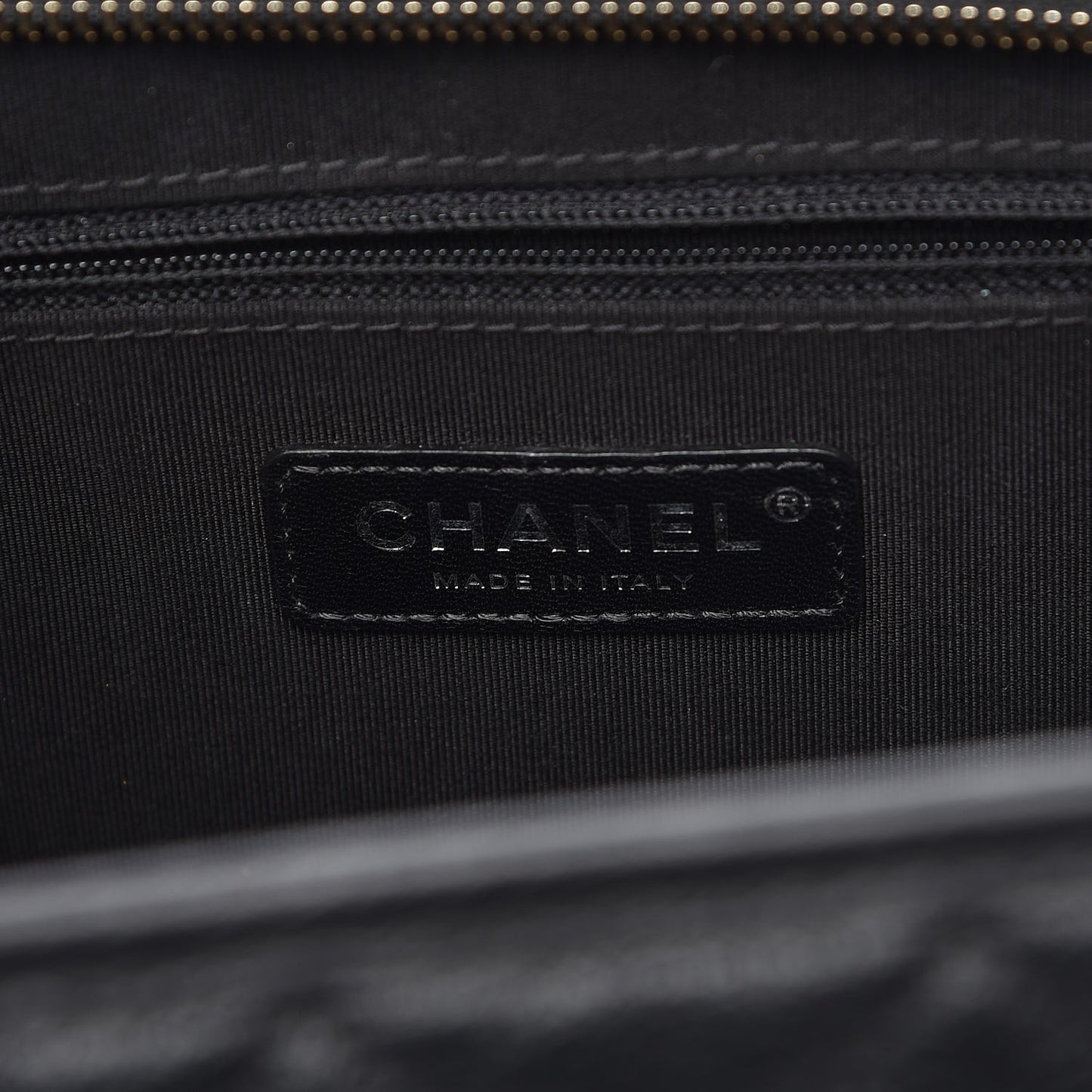 Patent Goatskin Quilted Medium Gabrielle Hobo Black