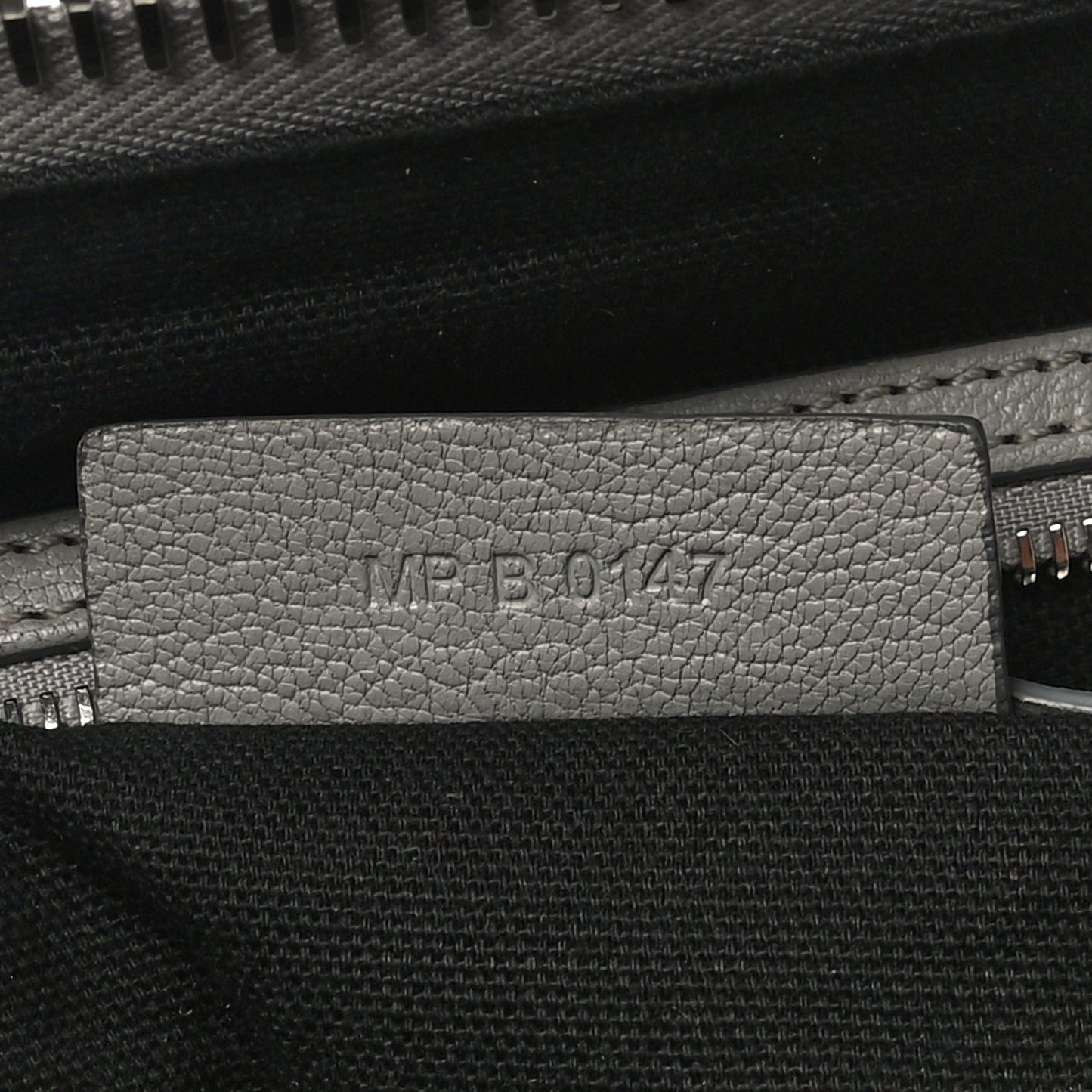 Sugar Goatskin Medium Antigona Pearl Grey