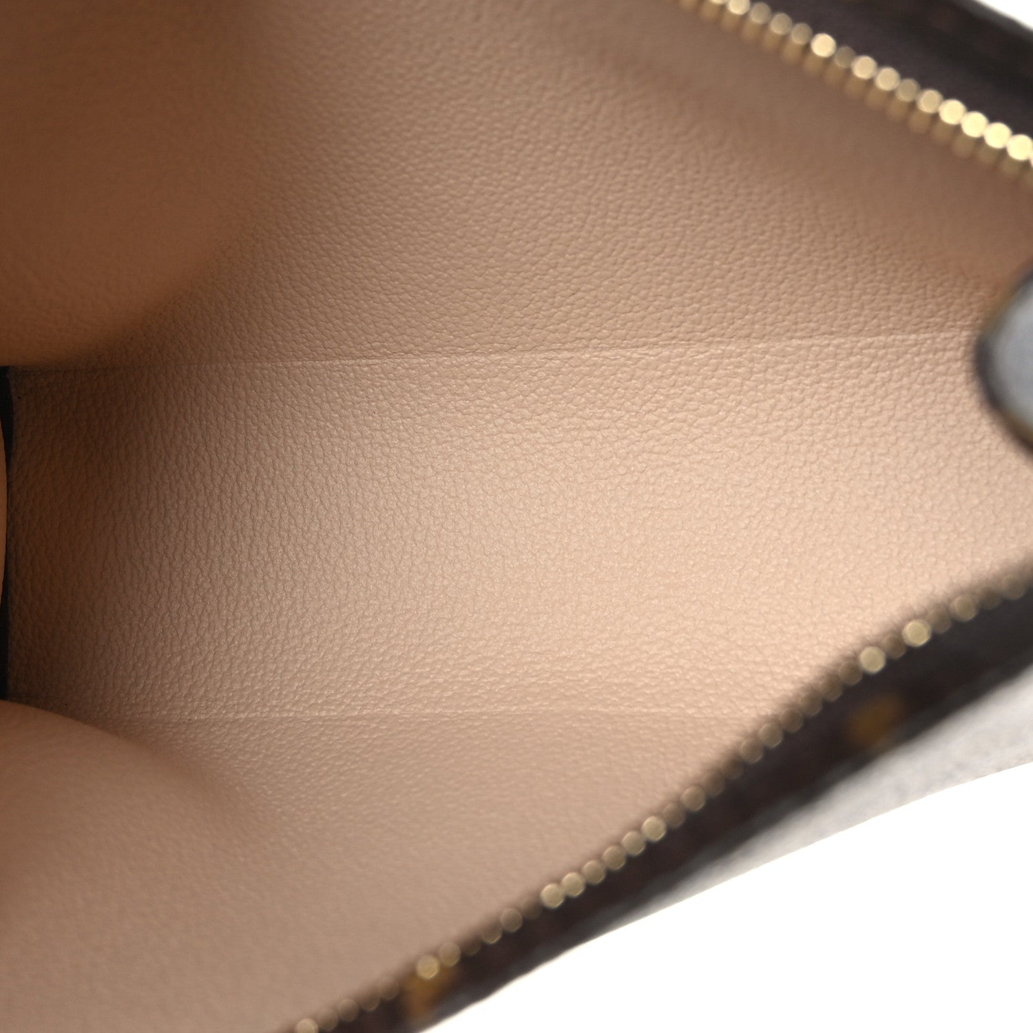 Louis Vuitton Monogram Toiletry Pouch 19 5 of 9