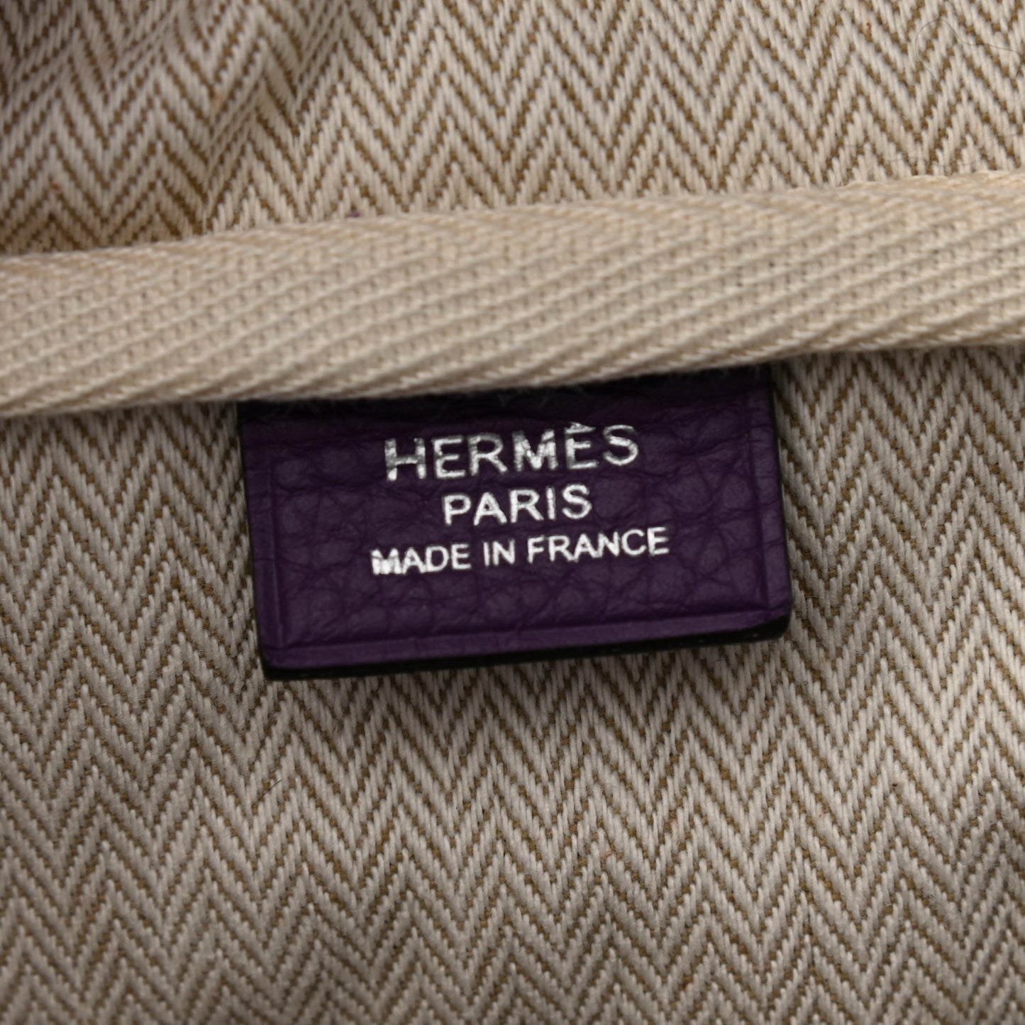 Taurillon Clemence Victoria II 35 Ultraviolet