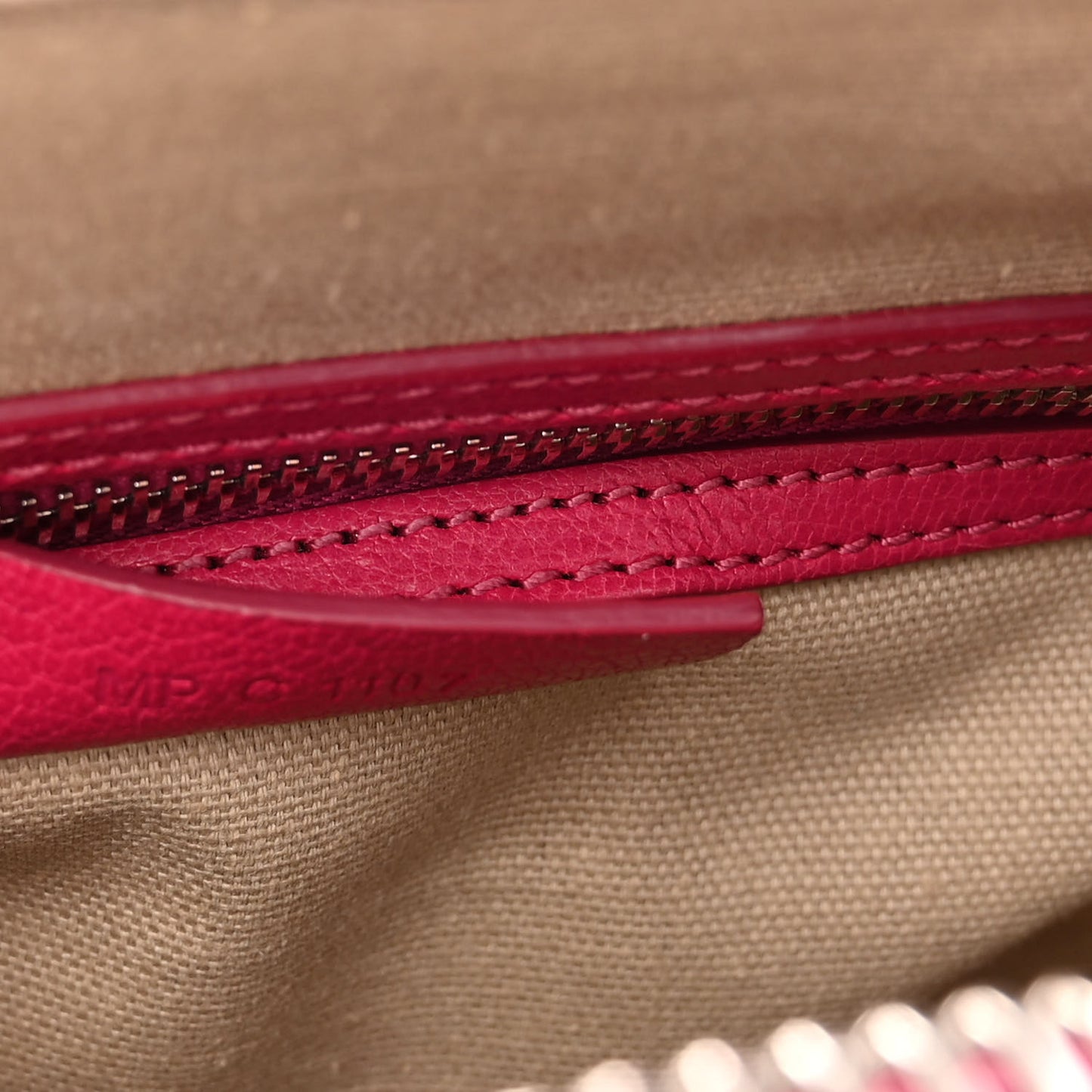 Sugar Goatskin Mini Antigona Fushia