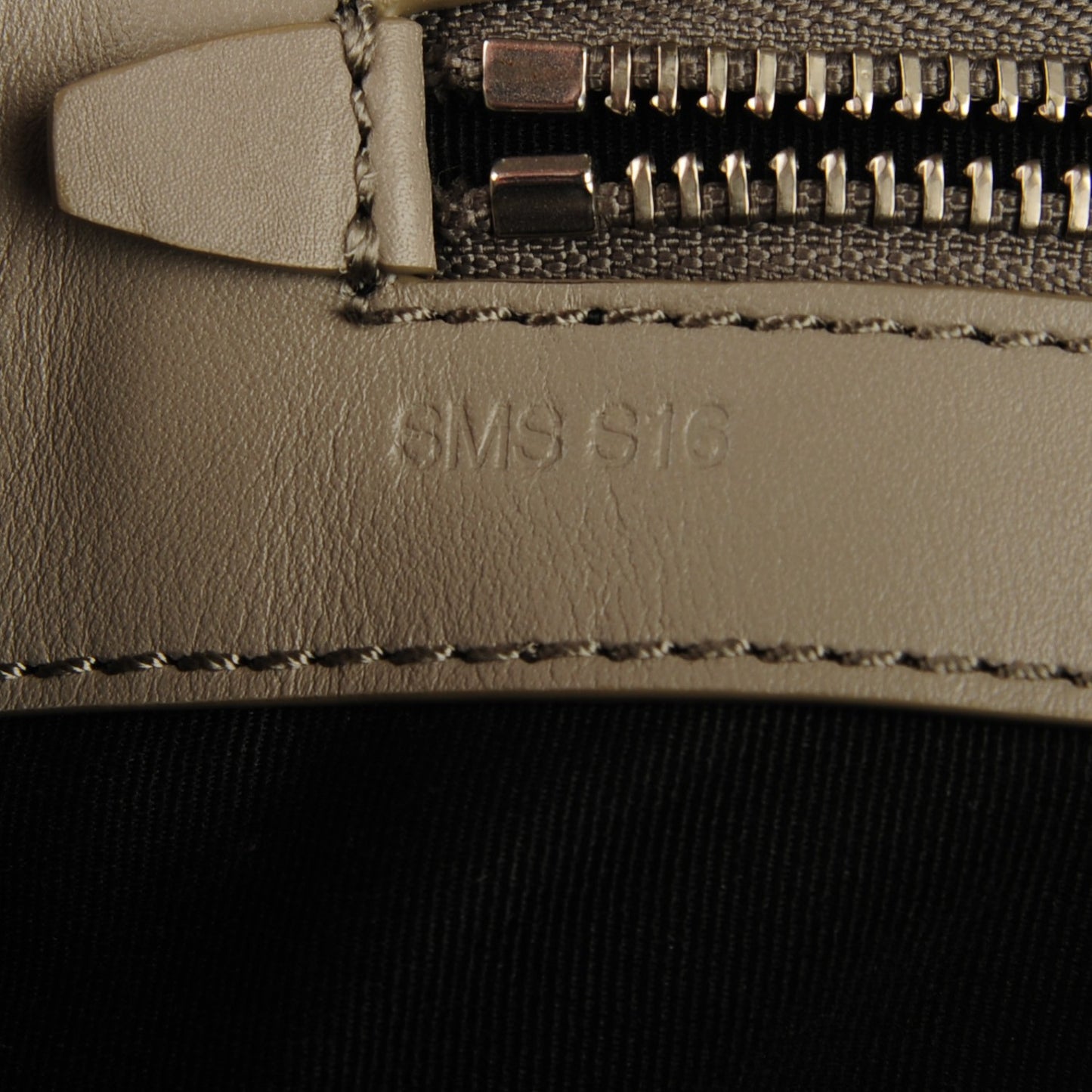 Calfskin Small Marion Grey