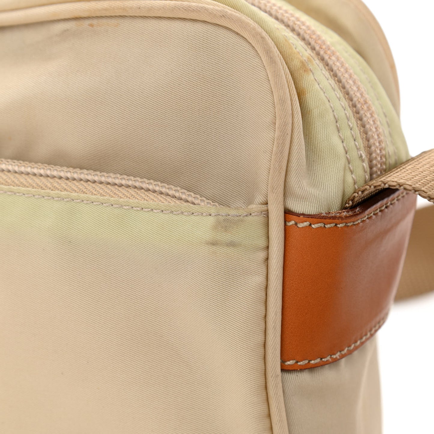 Nylon Tessuto Vela Sport Messenger Bag Cammello
