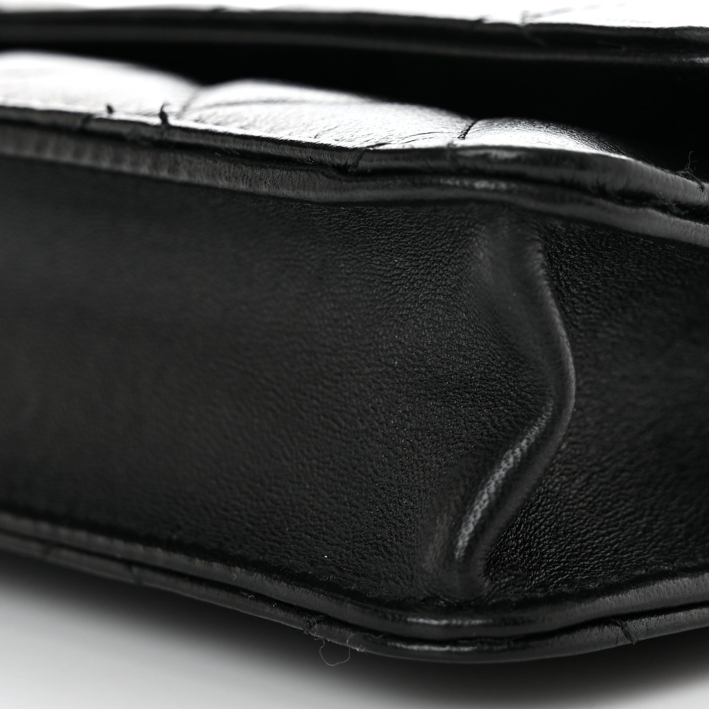 Lambskin Quilted Wallet On Chain WOC Black