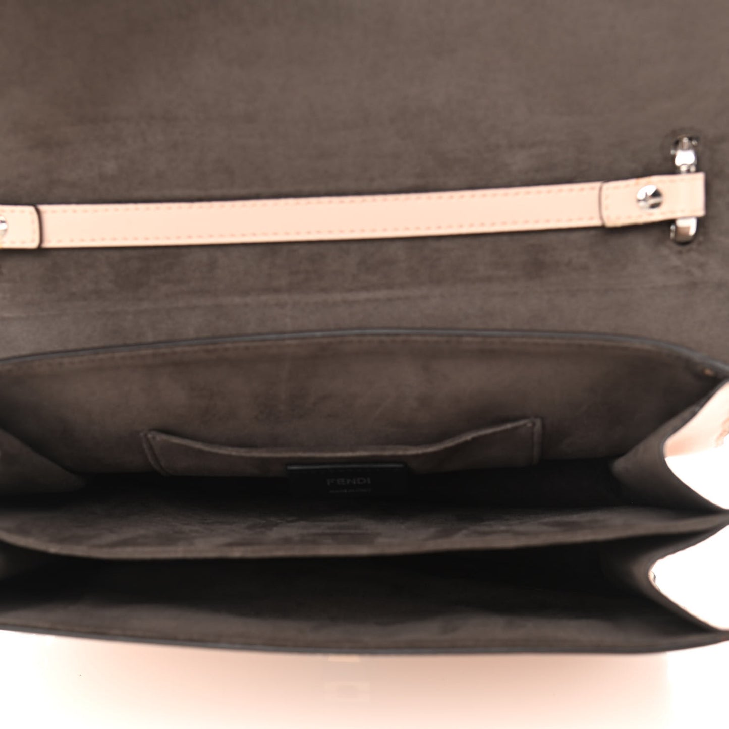 Vitello Liberty Scalloped Studded Kan I Shoulder Bag Plaster