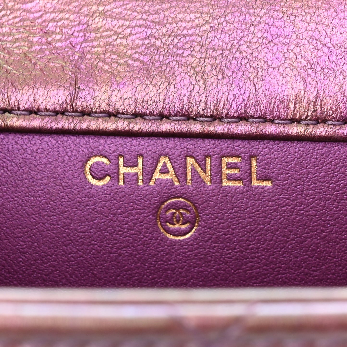 Iridescent Lambskin Quilted CC Phone Holder Purple