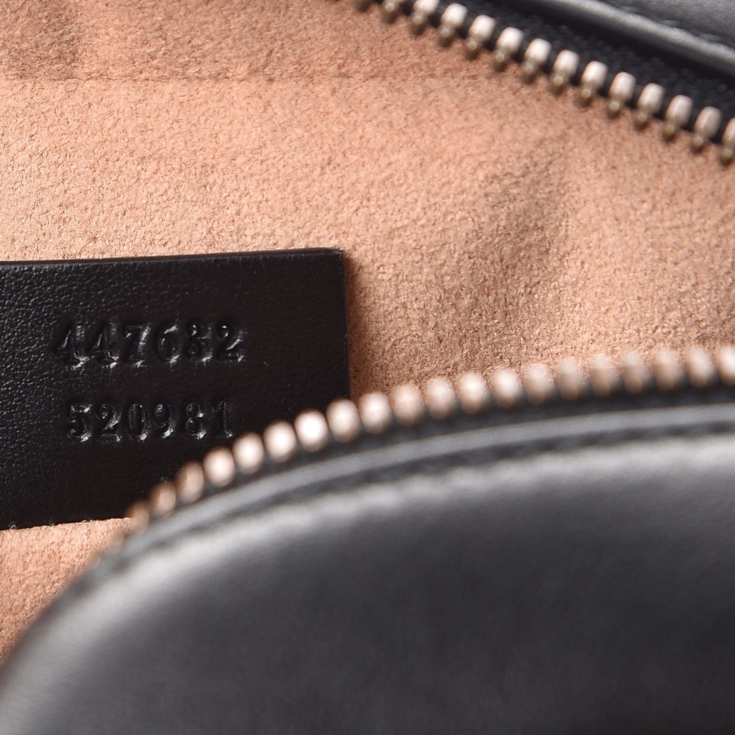 Calfskin Matelasse Small GG Marmont Chain Shoulder Bag Black