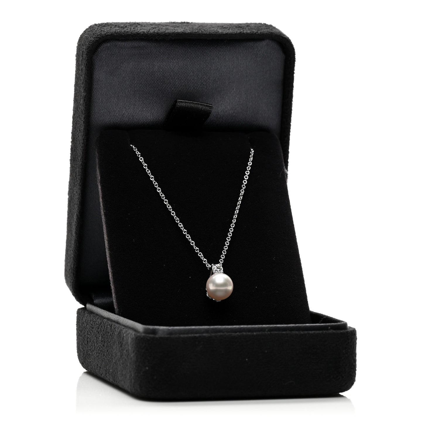18K White Gold Diamond Cultured Pearl 7-7.5mm Pendant Necklace