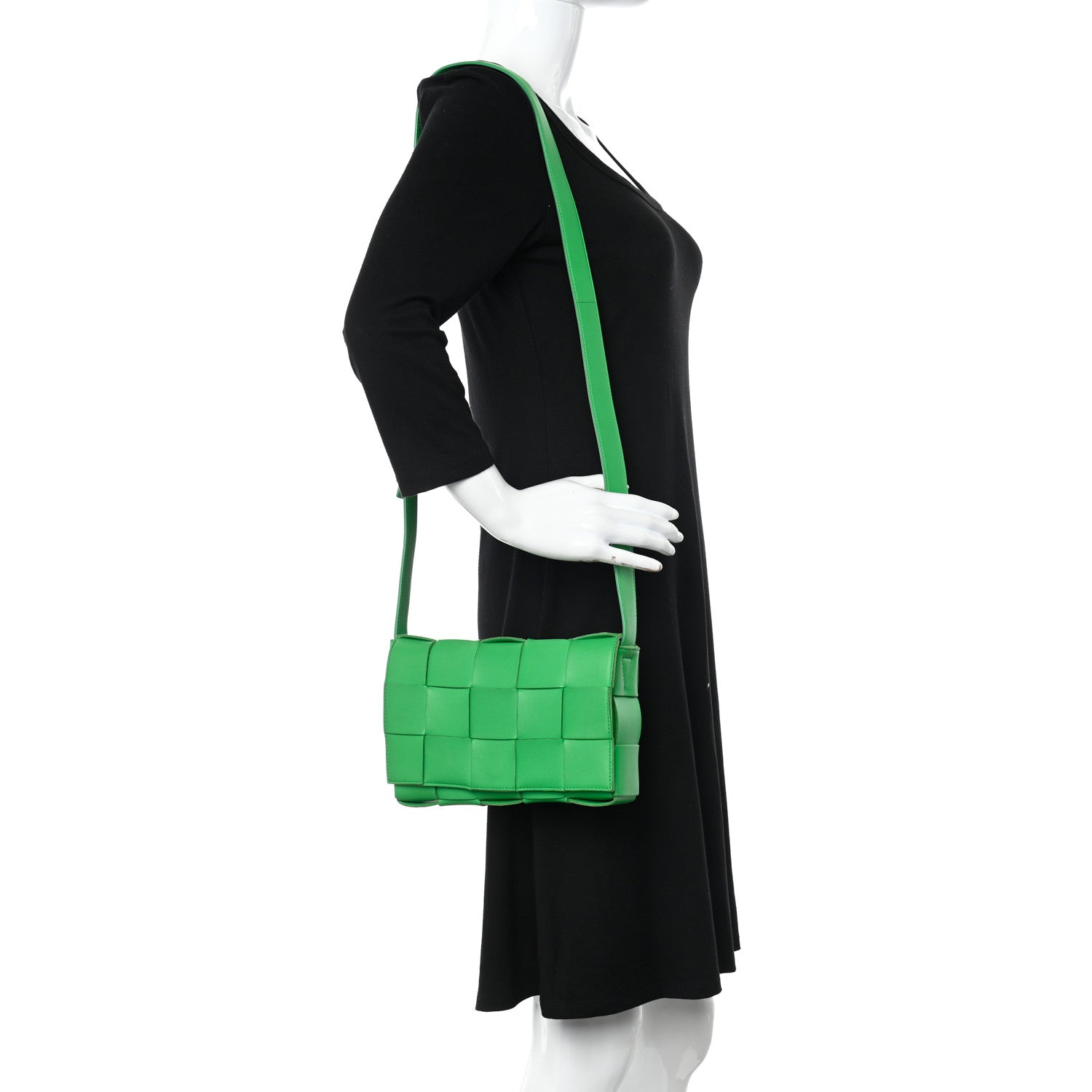 Bottega Veneta Lambskin Maxi Intrecciato Cassette Crossbody Bag Grass 2 of 20