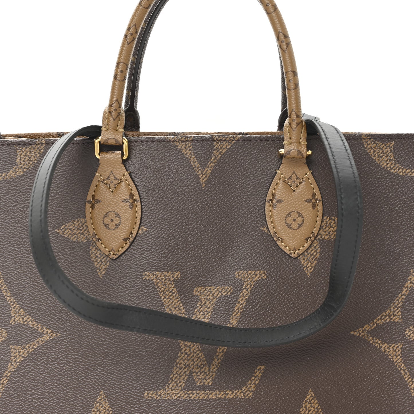 Reverse Monogram Giant Onthego MM