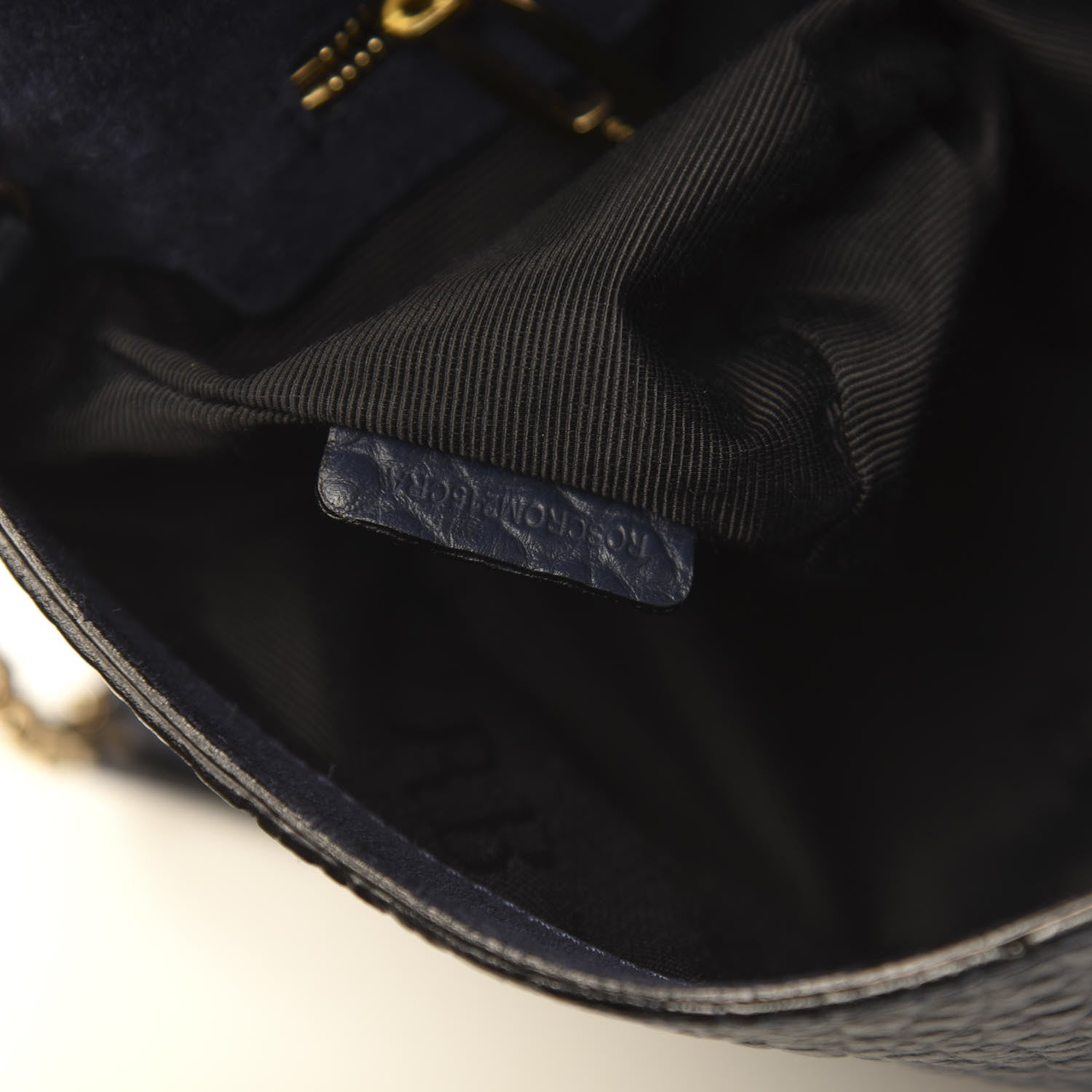 Burberry Signature Grain Medium Mildenhall Crossbody Bag Blue Carbon 8 of 11