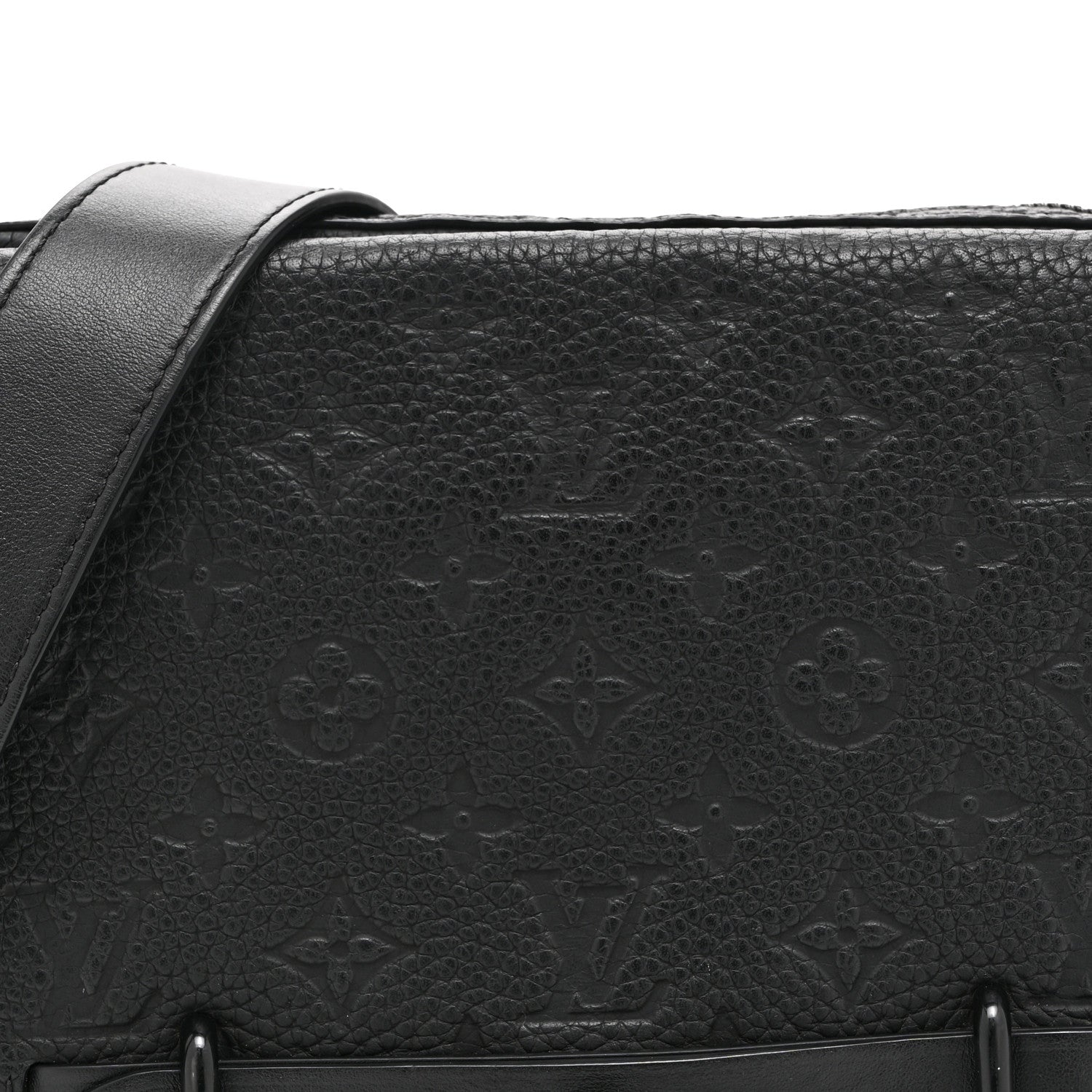 Louis Vuitton Taurillon Monogram Steamer Messenger Black 7 of 9