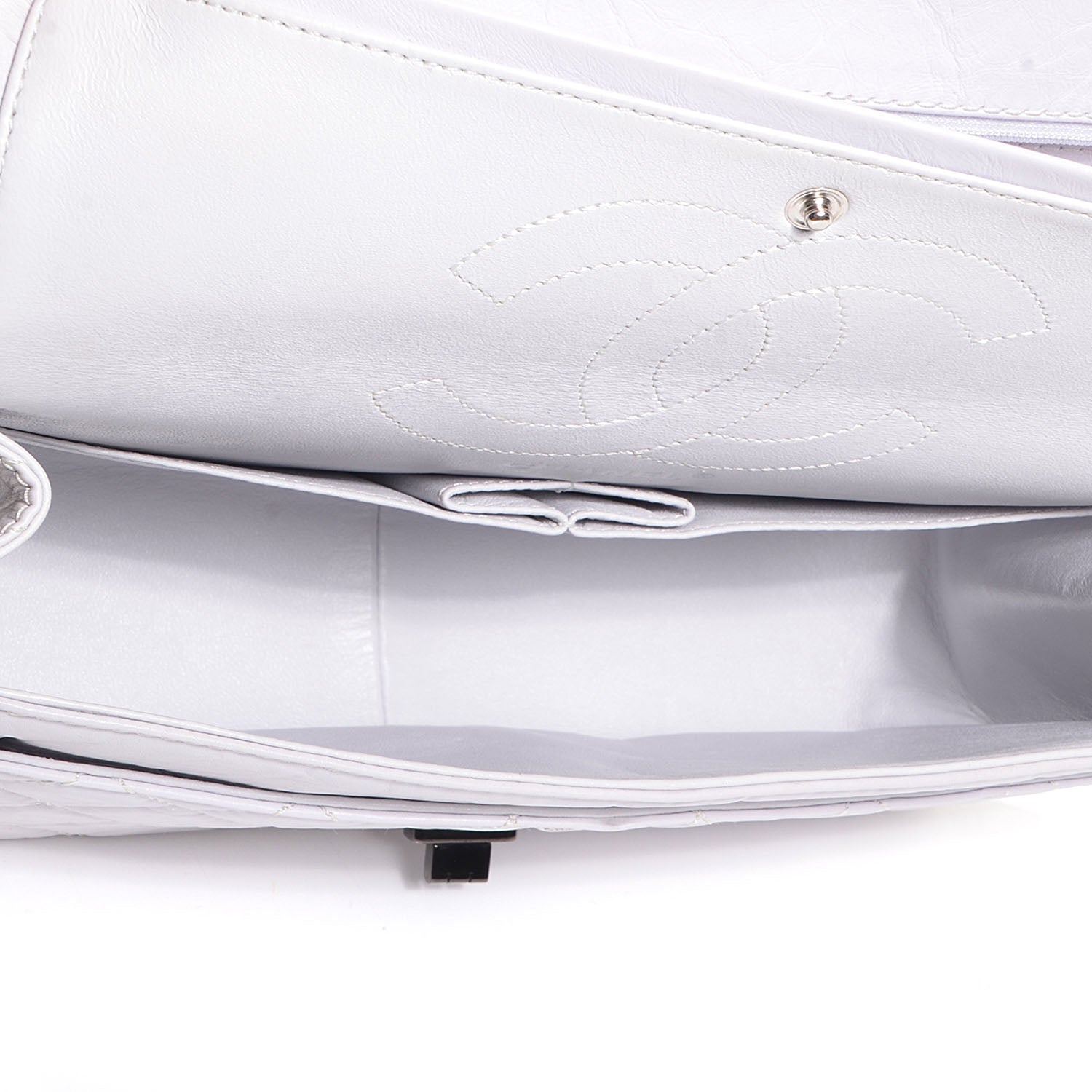 Chanel Aged Calfskin 2.55 Reissue 226 Flap White 5 of 8