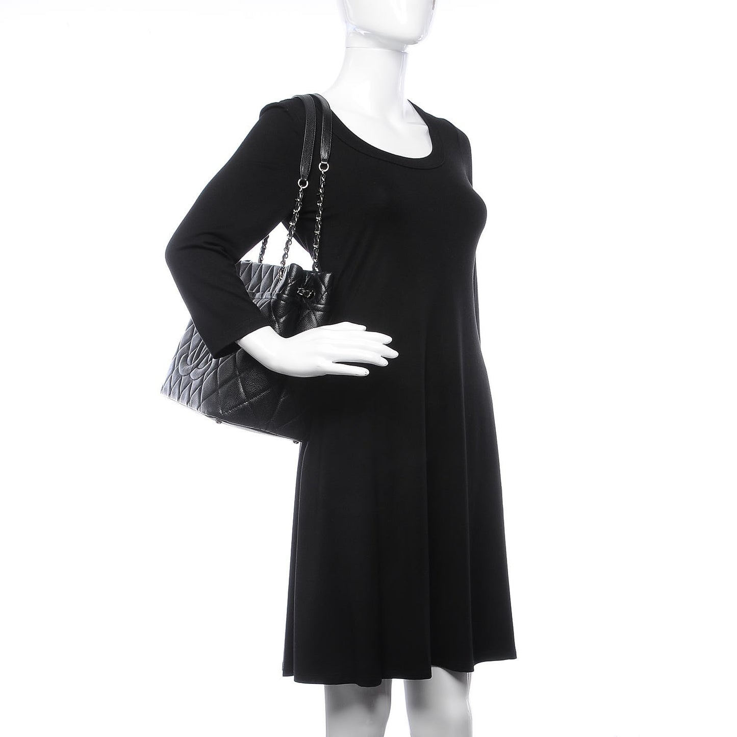 Caviar Quilted CC Timeless Soft Tote Black