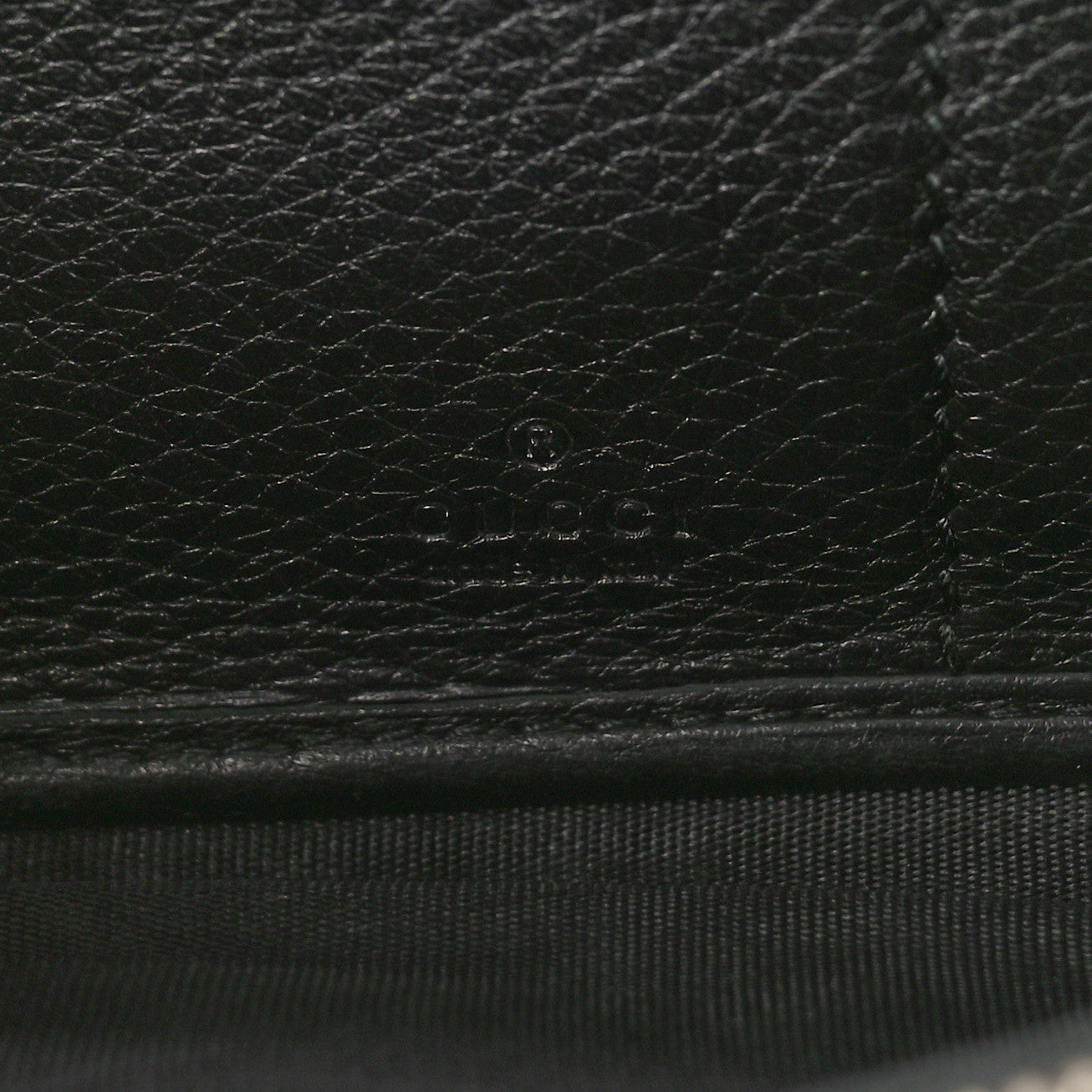 Gucci Pebbled Calfskin Soho Zip Around Wallet Black 6 of 9