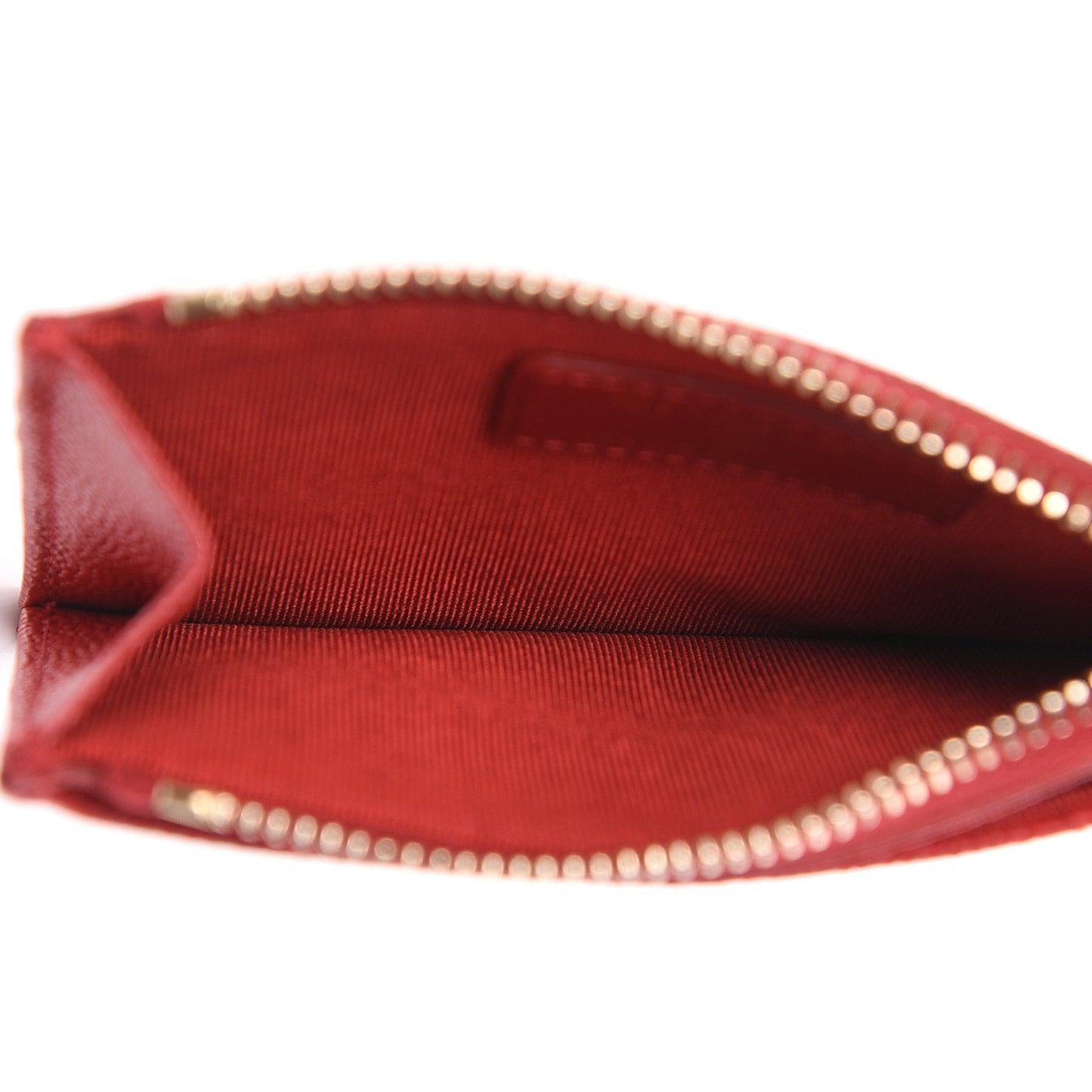 Caviar Quilted CC Zip Card Holder Red