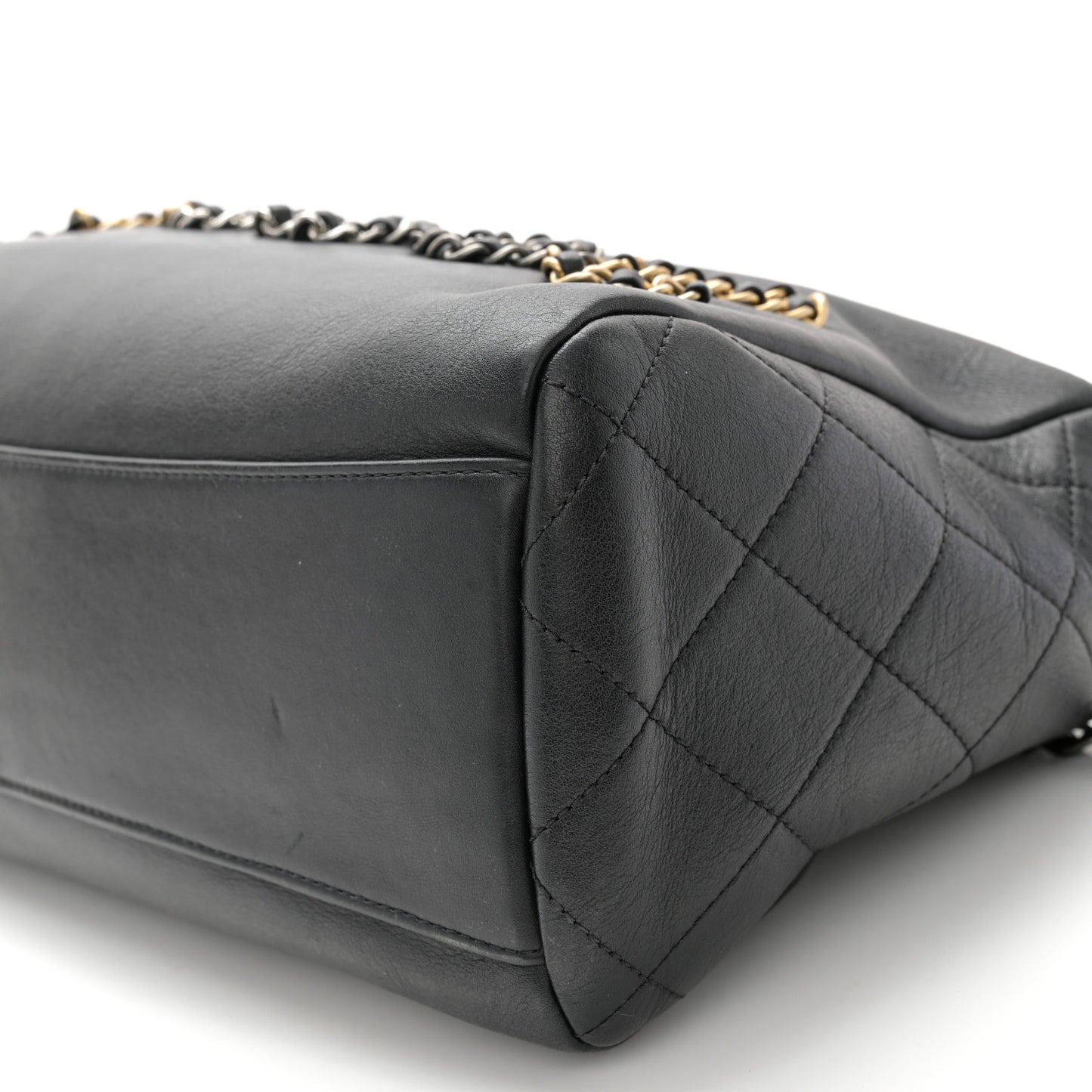 Calfskin Chain 20s Signature Hobo Black