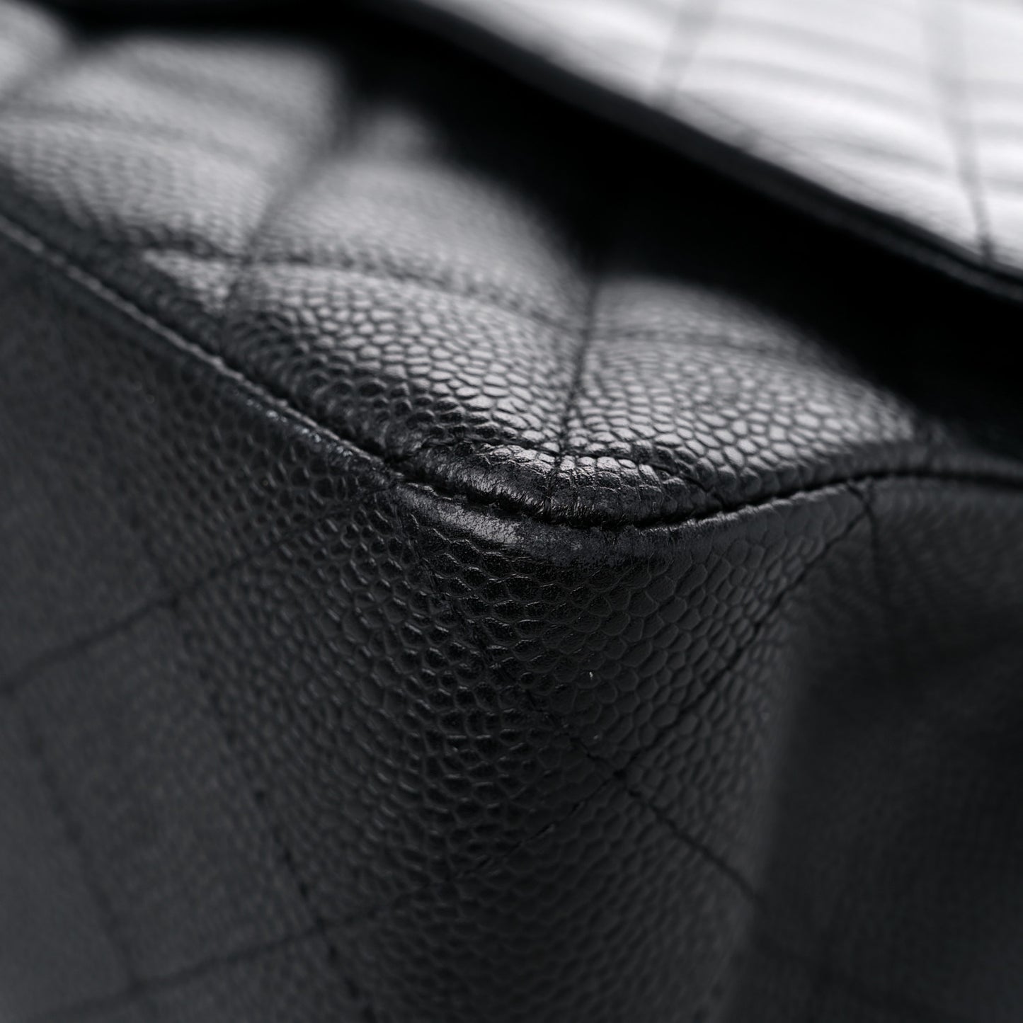 Caviar Quilted Jumbo Single Flap Black