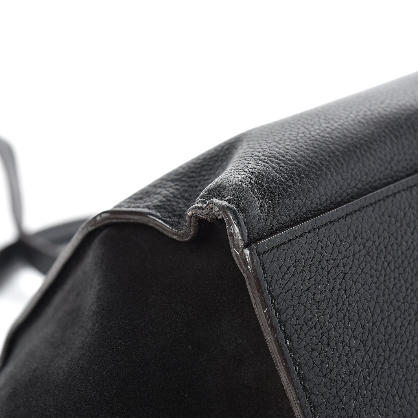 Drummed Calfskin Suede Medium Trapeze Black