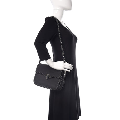 Valentino Garavani Pebbled Calfskin Onyx Medium Rockstud Rolling Flap Saddle Bag Black 2 of 21