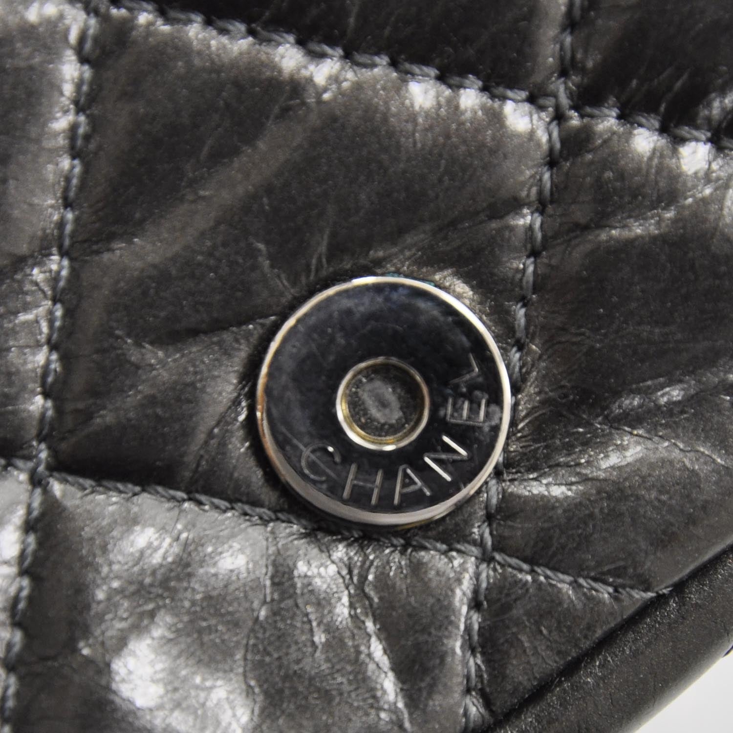 Chanel Leather Chain Me Medium Flap 9 of 9