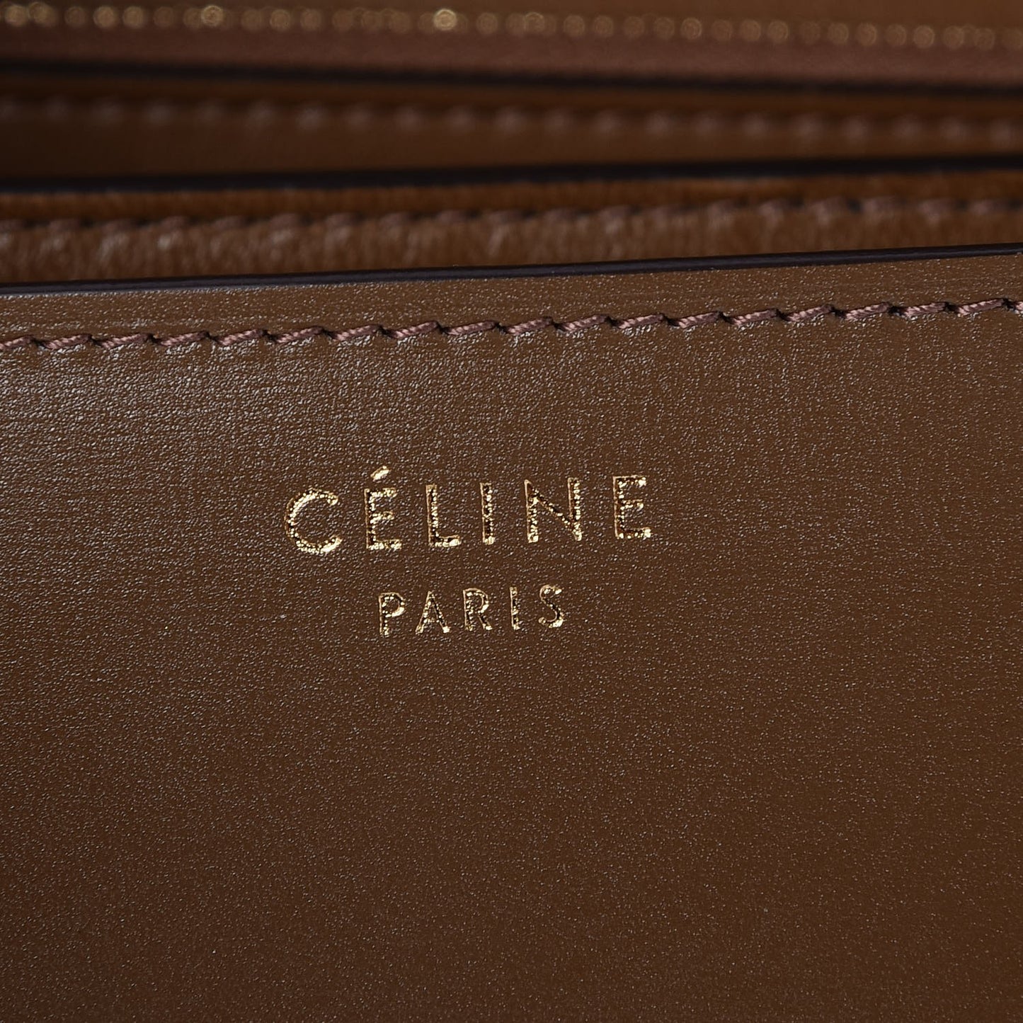 Box Calfskin Medium Classic Box Flap Bag Camel