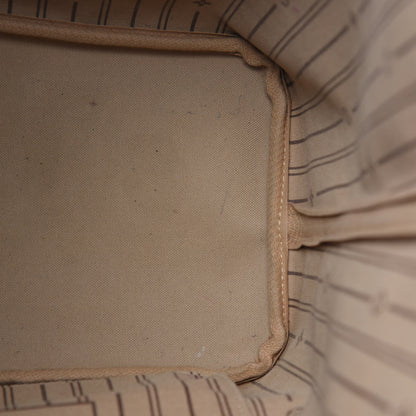 Louis Vuitton Monogram Neverfull MM 19 of 20