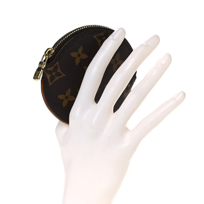 Louis Vuitton Monogram Round Coin Purse 2 of 11