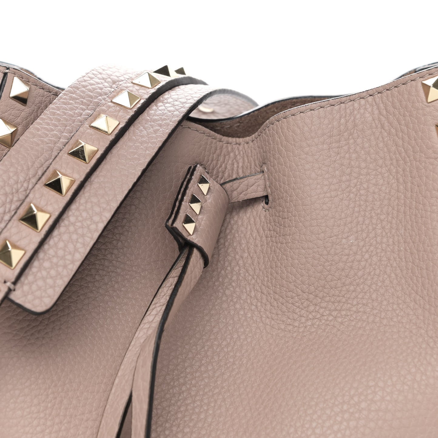 Grained Calfskin Rockstud Bucket Bag Poudre