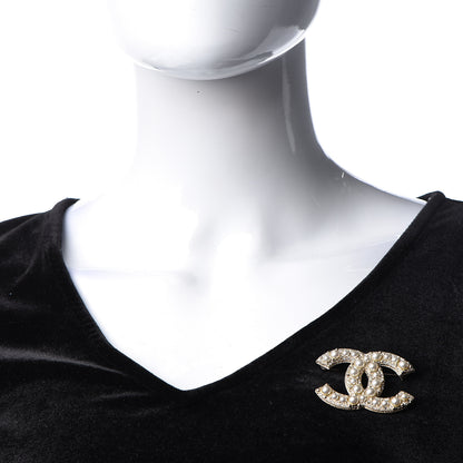 Chanel Pearl Crystal CC Brooch Gold 2 of 5