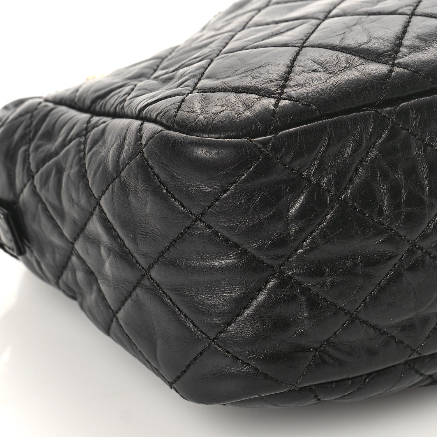 Chanel Aged Calfskin Quilted Medium Reissue Camera Case Black 8 of 11