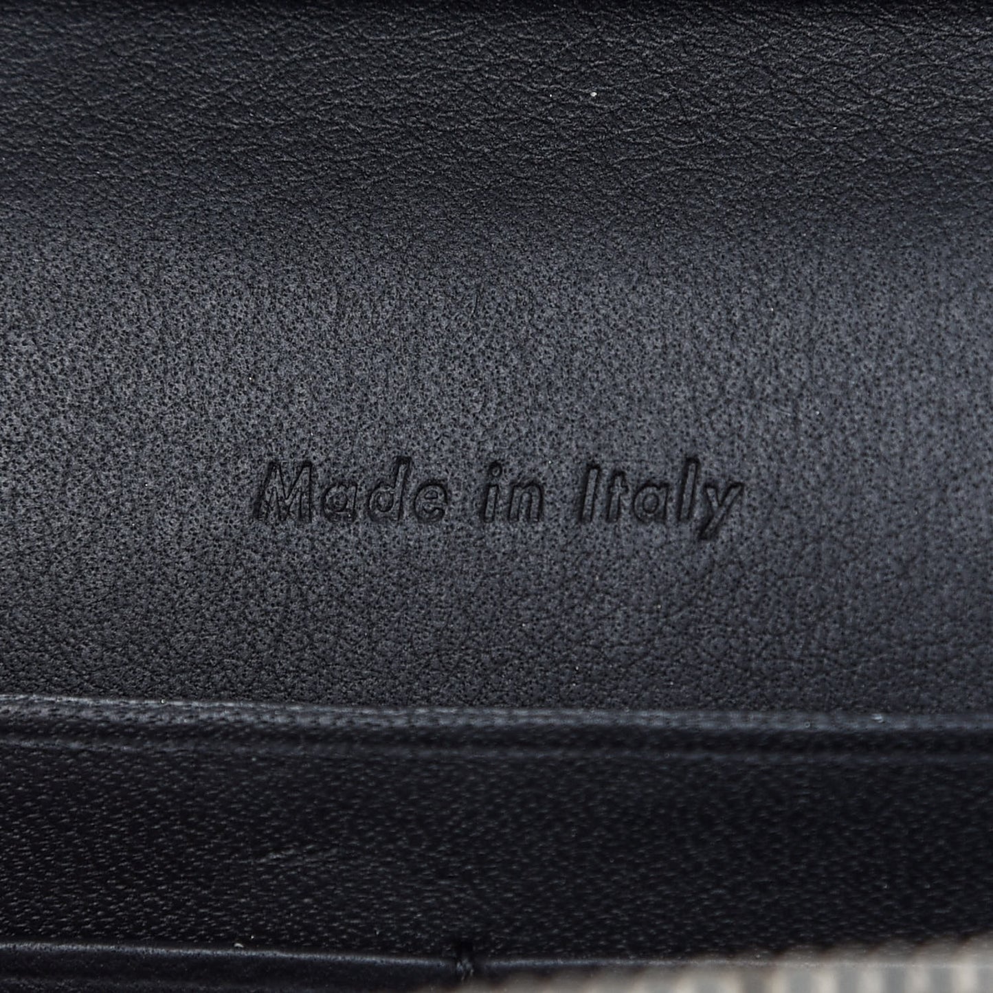 Shiny Calfskin Large Pocket Flap On Chain Black Blue Camel