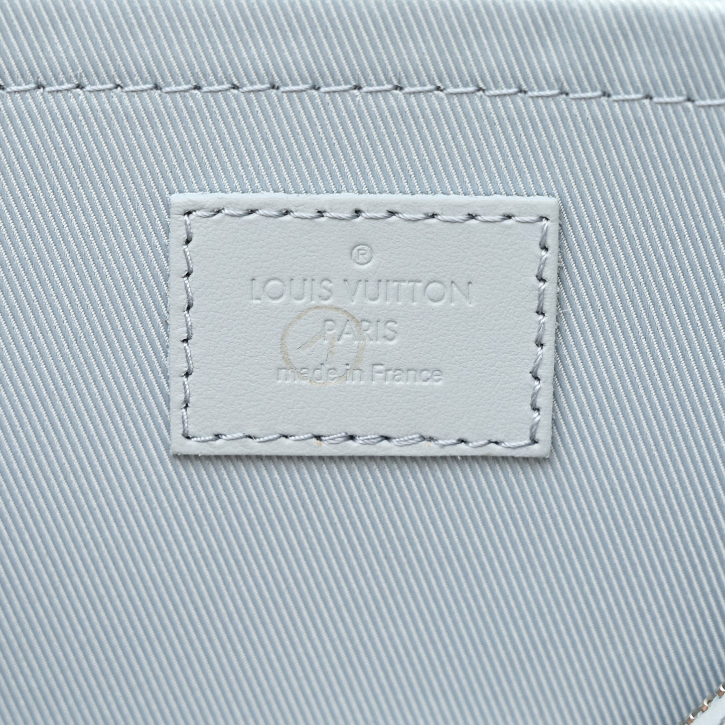 Grained Calfskin Aerogram City Keepall Cloud Blue
